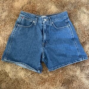 Aritzia Sunday Best denim shorts.